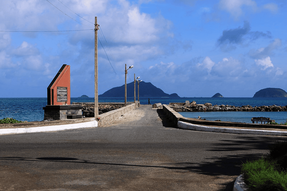 Cầu tàu lịch sử 914 (Nguồn: page Cầu tàu lịch sử 914 - Côn Đảo)